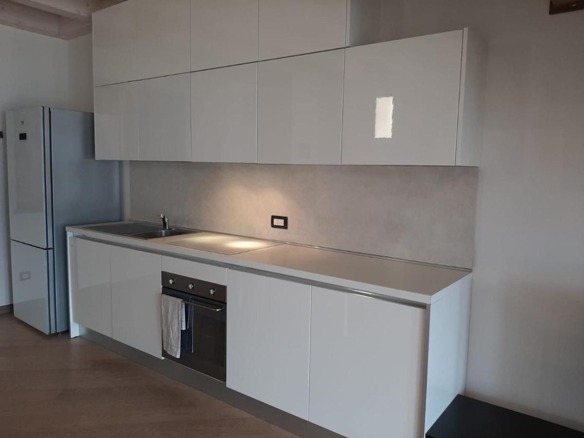 Bmp Apartment Deluxe 1 Jacuzzi Riscaldata Privata Vista Lago Di Garda 布雷佐内加尔达 外观 照片