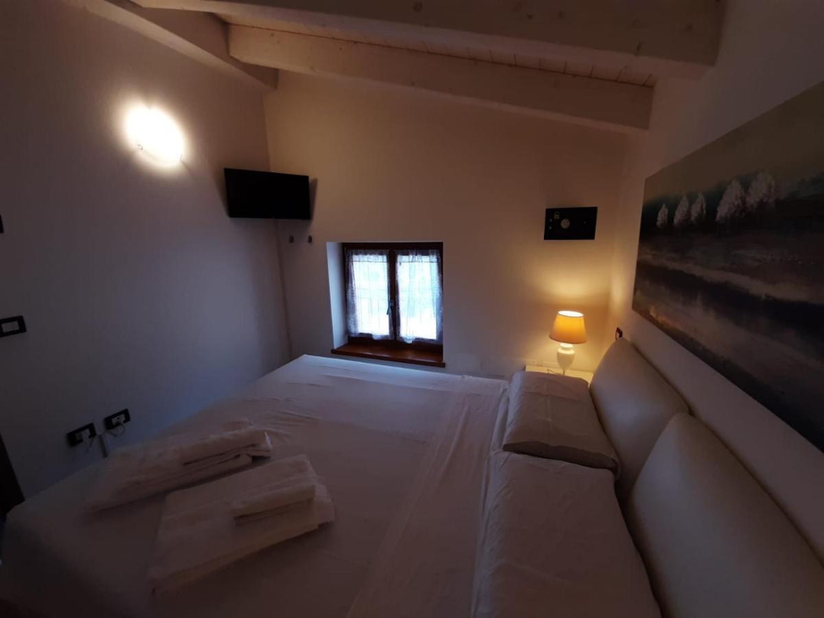 Bmp Apartment Deluxe 1 Jacuzzi Riscaldata Privata Vista Lago Di Garda 布雷佐内加尔达 外观 照片